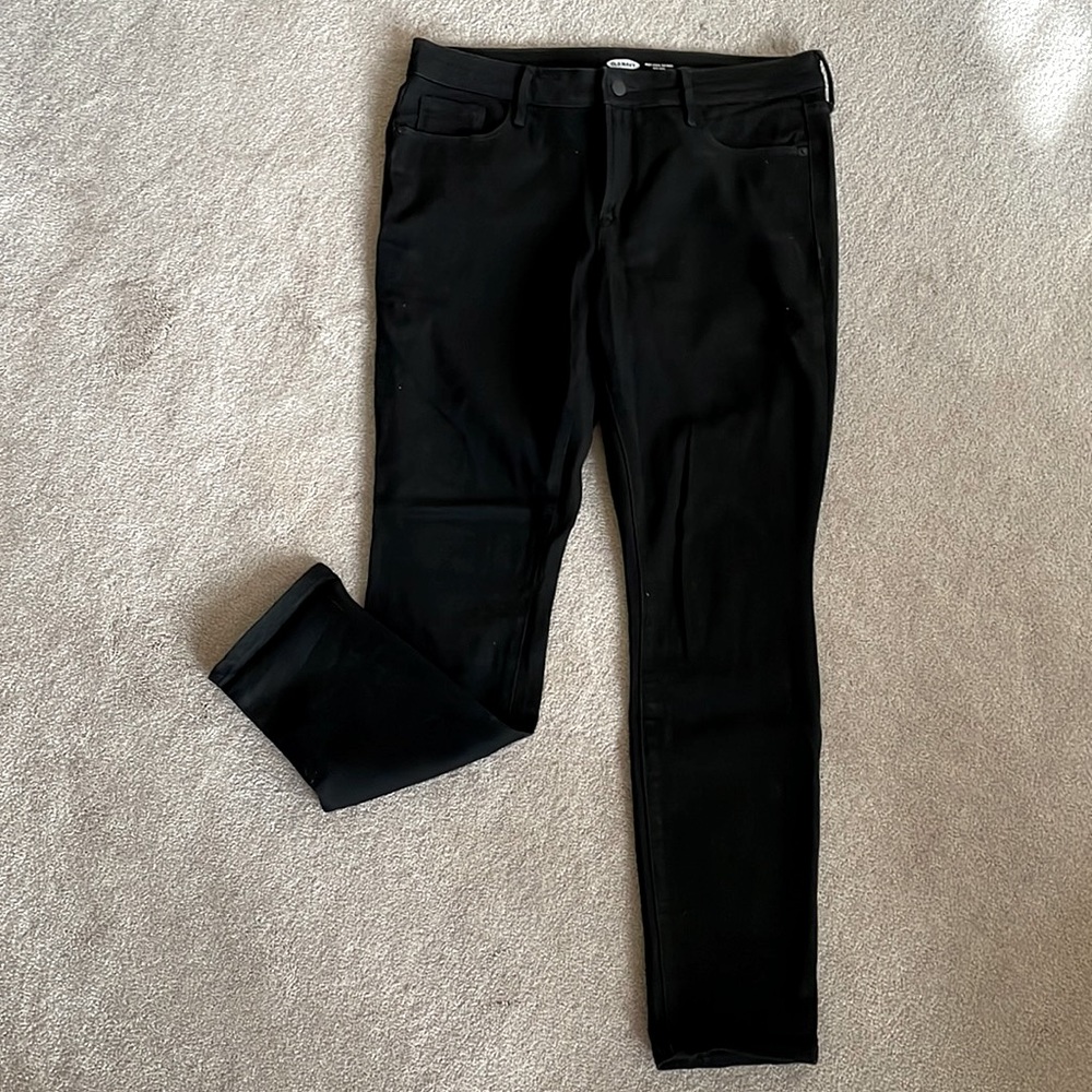 NWOT Old Navy Mid-Rise Pop Icon skinny jeans
